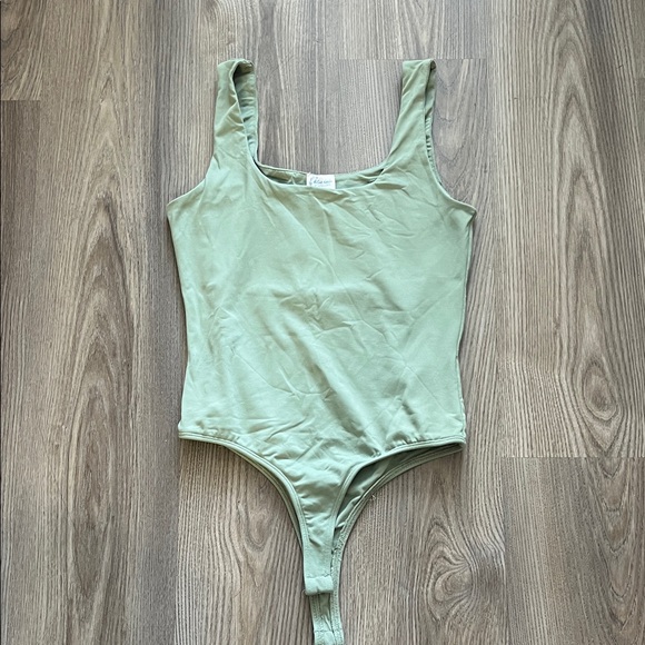 Francesca's Collections Sage Green Bodysuit - Picture 1 of 2